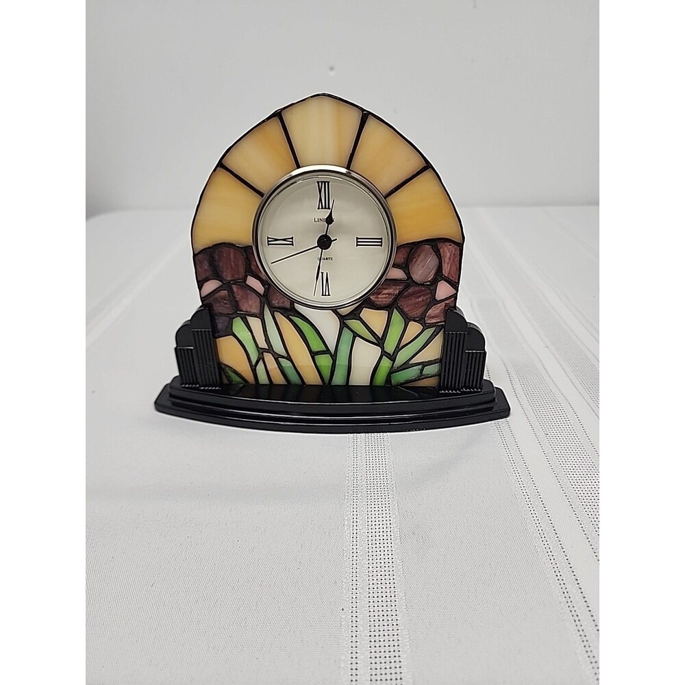 Linden Tiffany Style Stained Glass Clock Art Deco 1.5 V Battery